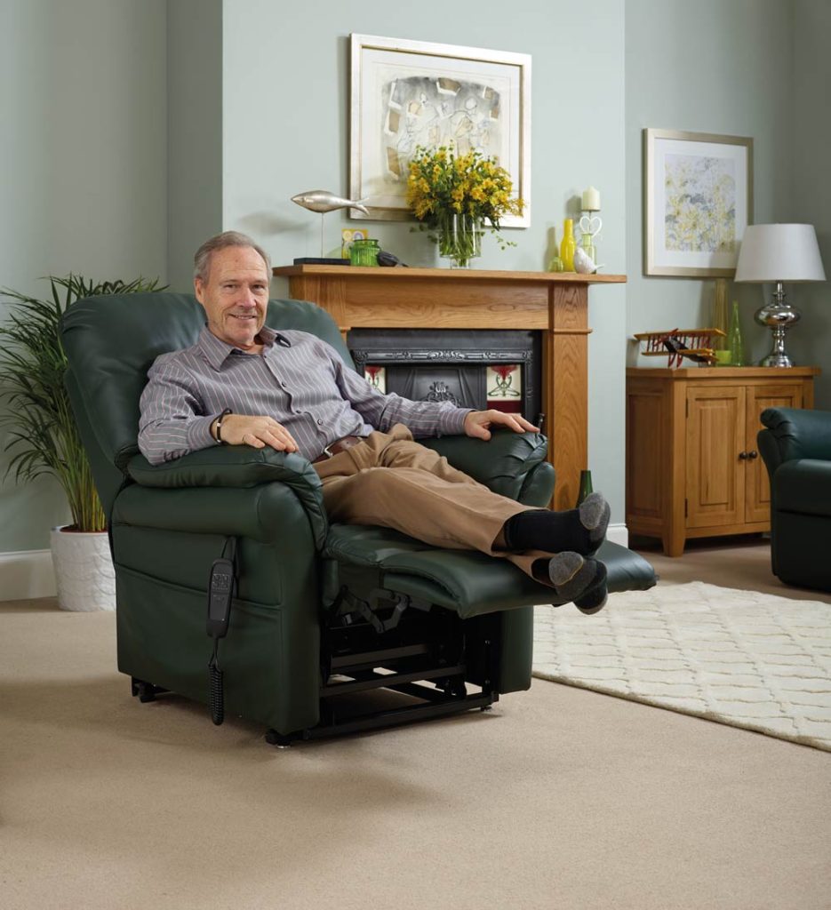 Rise and reclien chair with high leg lift to help swollen ankles